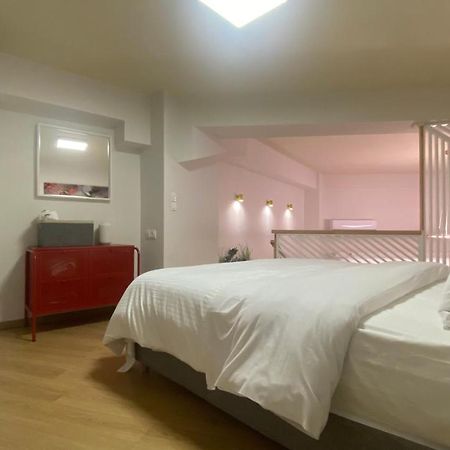 City Center Ground Loft - Янина Екстериор снимка