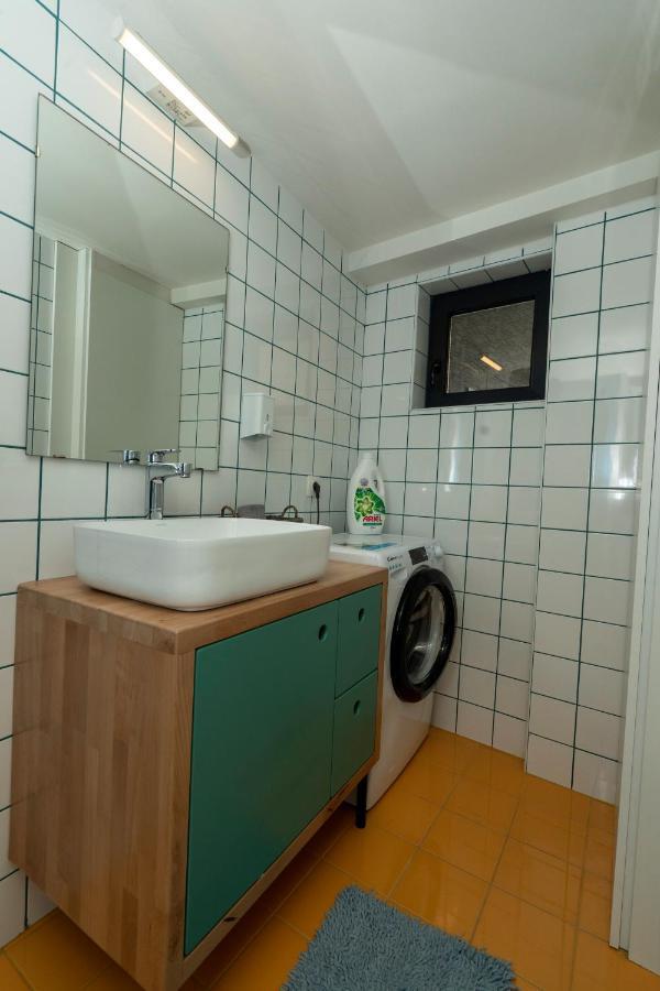 City Center Ground Loft - Янина Екстериор снимка