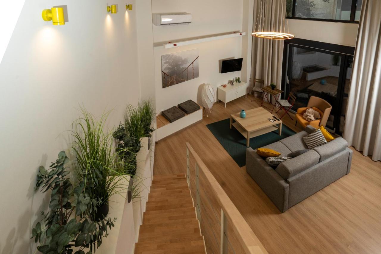 City Center Ground Loft - Янина Екстериор снимка