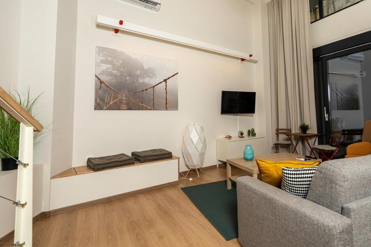 City Center Ground Loft - Янина Екстериор снимка
