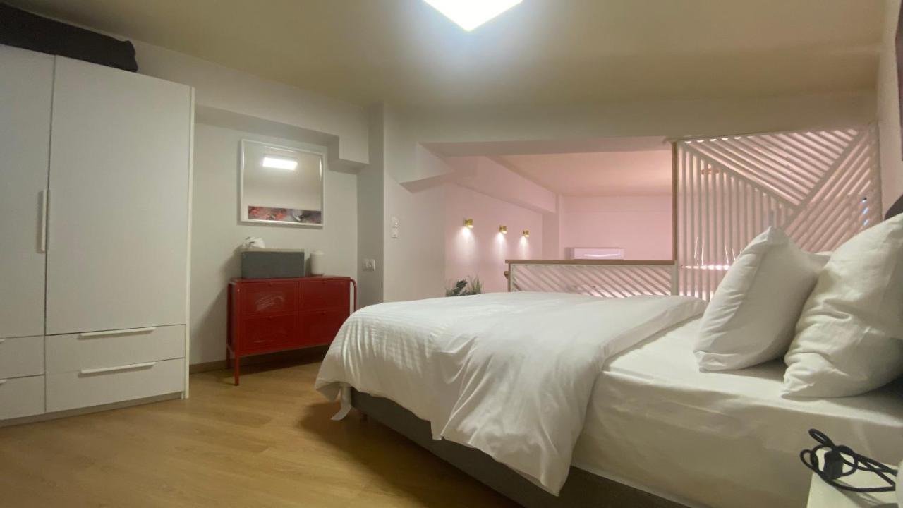 City Center Ground Loft - Янина Екстериор снимка