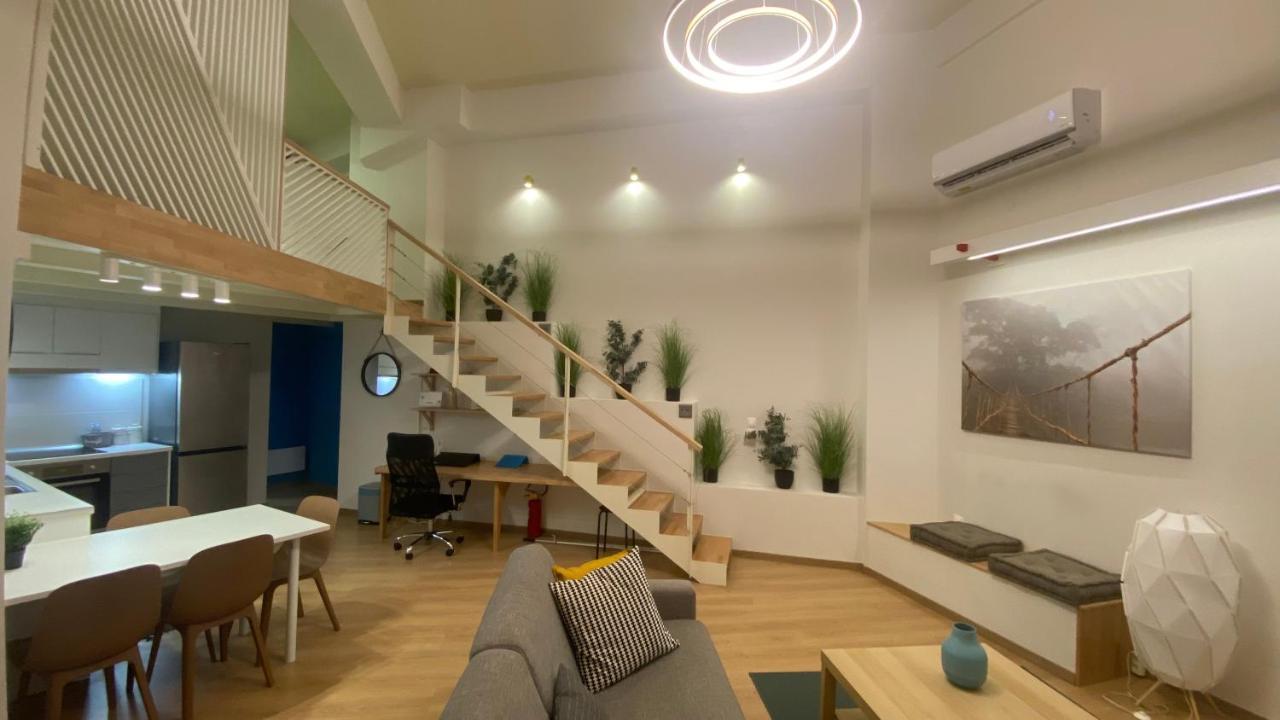 City Center Ground Loft - Янина Екстериор снимка