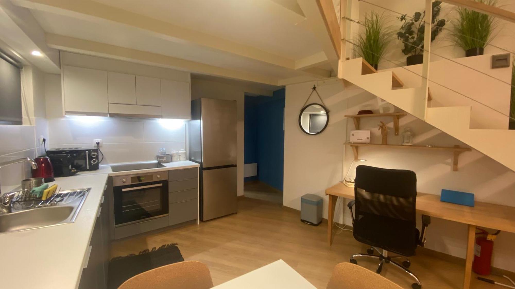 City Center Ground Loft - Янина Екстериор снимка
